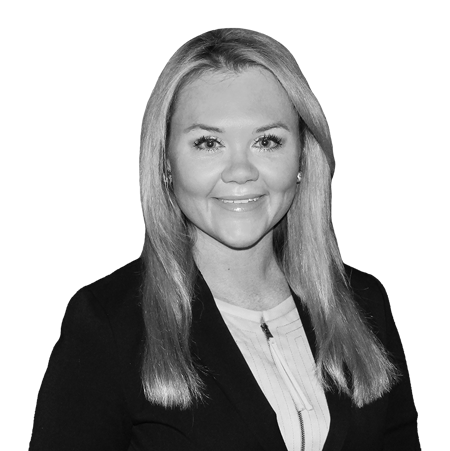 Jodi - Headshot - 2022 - Clear 4371